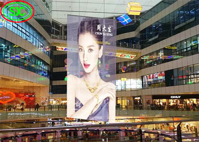 Doorzichtig led scherm P3.91-7.82 Volledig gekleurde glazen ramen gemonteerd voor sieraden