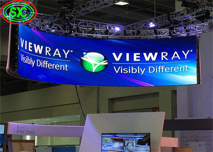 Gegote aluminium behuizing P6 Full Color Indoor Suspended LED Screen 2500nits Helderheid 27777 punten/m2 Pixeldichtheid