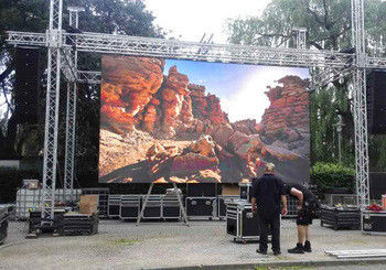 Grote hangend ledpaneel P5 Outdoor Stage LED Video Wall Verhuur scherm volkleurig