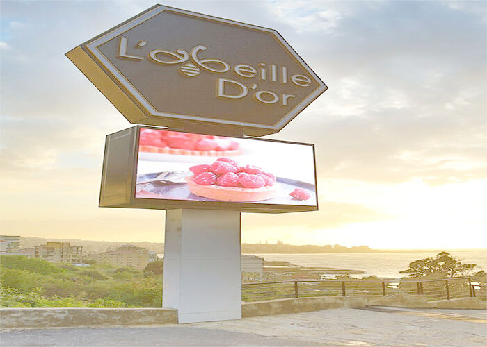 China HD Outdoor Full Color P10 LED Display Screen Grote reclame geschikt voor hoge temperatuur