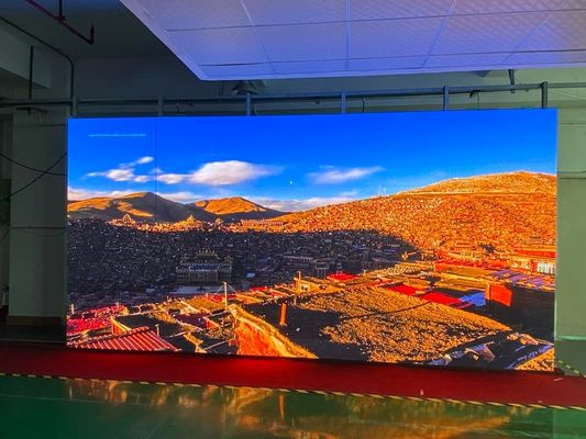Goede prijs P2.5 Indoor LED Display Magnesiumkast 640X640mm Stage LED-scherm met 3840hz verversingsfrequentie online