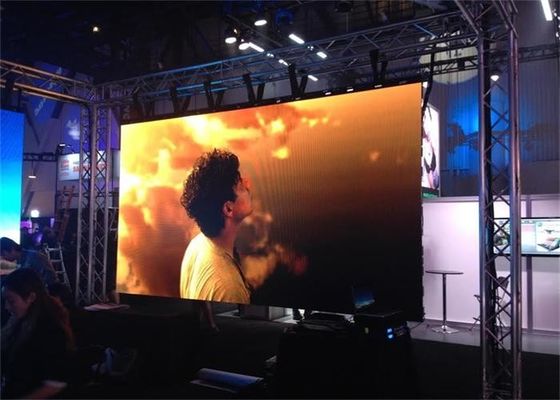 Goede prijs Gegoten aluminium kast Indoor Full Color LED-display P3.91 500x1000mm LED tv-scherm online