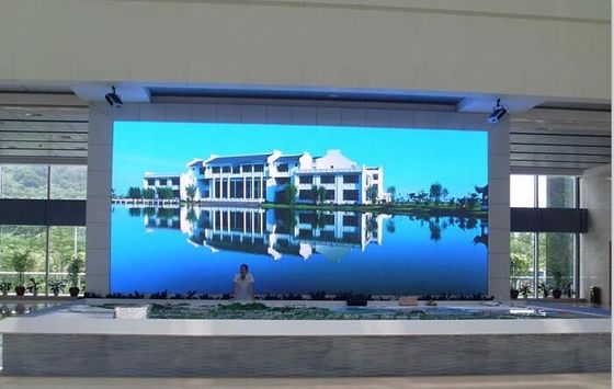 Goede prijs Full Color Indoor Video Wall-scherm P4 High Definition High Pixel 2x3m LED-video online