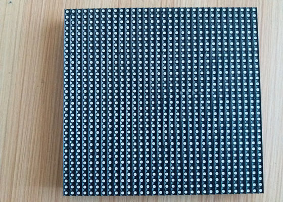 Goede prijs LEIDENE van de met lange levensuur van 1R1G1B SMD3528 het pixelhoogte 6mm Dichtheid 27778dots/sqm paneelmodule online