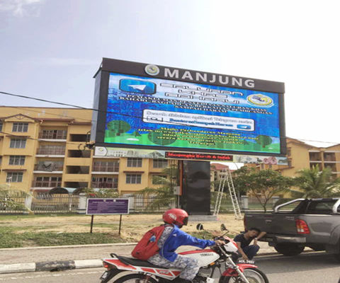 Goede prijs P10 Buiten Waterdicht LED Reclamebord 10mm Pixel 600W/M² Full Color Display online