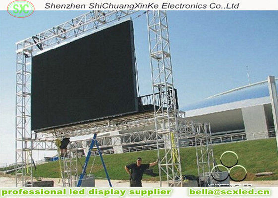 Goede prijs P3.91 Buitenscherm met LED-gegooid aluminium SMD2121 500mm X500mm Standaardgegooid aluminiumkoffer 3 jaar garantie online