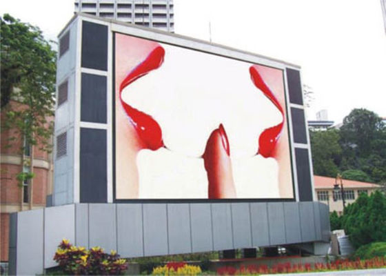 Buiten Full Color P10 LED Display 10mm Pixel Pitch Full Color 600W Vermogen