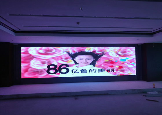 P3 Full Color Indoor Outdoor Stage Background Bewegende Flexible LED Curtain Display Screen