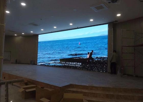 Goede prijs Hoge helderheid Verhuur zachte module P4 Advertentie LED-display Video muur conferentie SMD2121 reclame led-scherm online