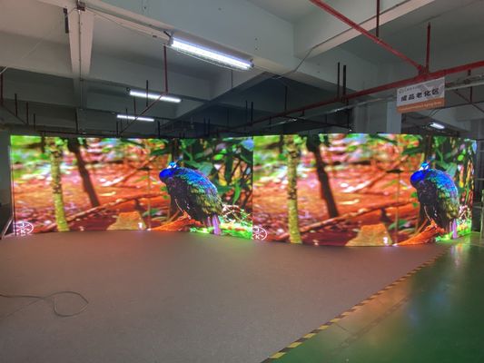 Professionele Achterkant Service Vaste Led Display met Witte Balans Helderheid ≥7500cd/m2 en LED Vorm Grootte Smd3535/2727