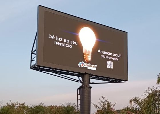 Goede prijs Verhuur Full Color Hanging LED Display P8 Outdoor Waterdicht IP65 DC5V 32*16 Resolutie online