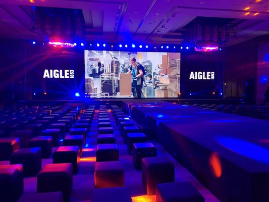 Goede prijs Indoor High-Resolution P4 RGB LED Monitor Video Wall Voor conferentiezalen, concerten online