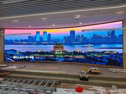 Curve Installatie beschikbaar voor 500x500mm en 500x1000mm Kasten van Indoor Full Color LED Display
