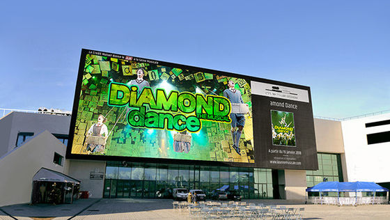 P6 Vaste LED-scherm met onderhoudsmethode voor onderhoudswerkzaamheden aan de achterzijde en ≥7500 cd/m2 witbalanshelderheid