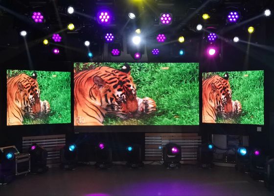 Goede prijs SMD2727 Grote buiten-LED-verhuur scherm P4.81 gebogen display stage 3840HZ online