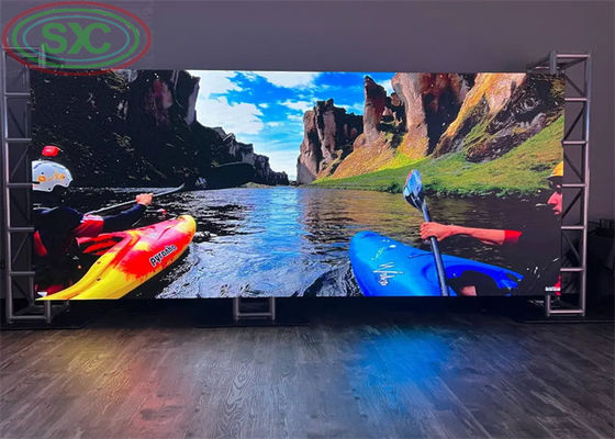 3000:1 Contrast Ratio Huur LED Display met Die-casting Aluminium Kastmateriaal en 640*640mm Afmeting