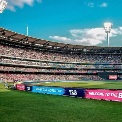 Goede prijs Ervaar het beste in Sportstadion LED scoreboards 60Hz Frame Rate 40000Pixel/sqm Pixel Resolutie online