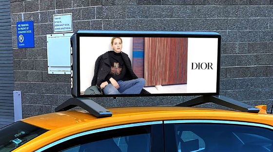 Rijmodus Asynchrone besturingsauto LED-signaaldisplay met 5 mm toonhoogte en 1R1G1B-configuraties