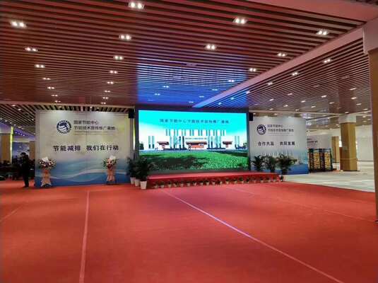 Goede prijs Binnen p2.5 p3 p4 Full Color LED Display Biedt High Definition Tekst Grafische en Videoweergave met Snelle Levering en OEM Service online