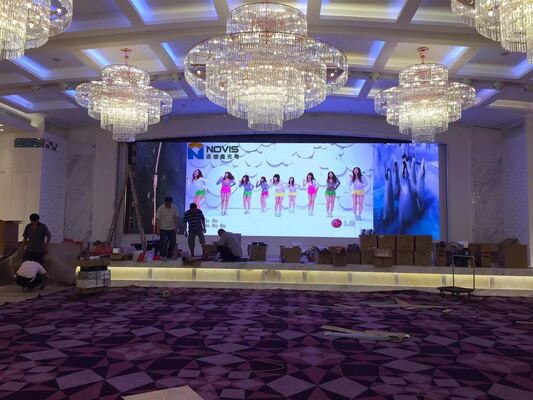 Goede prijs Binnen P2.5 P3, P5 Full Color LED-scherm met High Definition naadloze videowall voor reclame- en evenementpresentatietoepassingen online