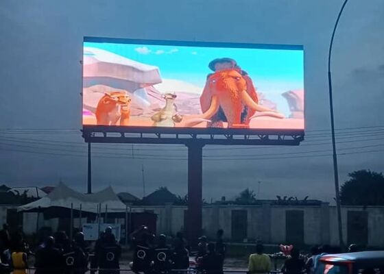 Goede prijs waterdicht achterste service open kast p10 outdoor full color led display online