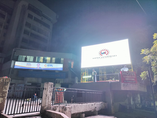 P6 Outdoor Full Color LED Display met 960x960mm kast en 3840hz vernieuwingsfrequentie