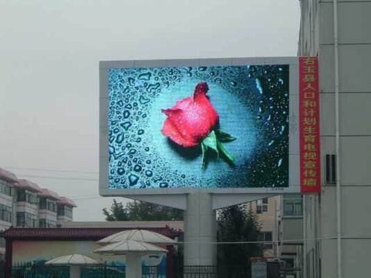 Volledige kleur SMD buiten P5 960x960mm ijzer waterdicht videoscherm LED-display en 3840Hz verversingssnelheid