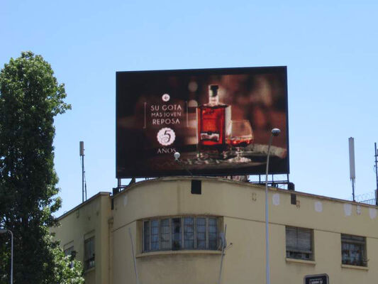 Goede prijs Hoge helderheid 7000 Outdoor Full P10 Color LED Display met 3840hz vernieuwing en 960x960mm kast Online