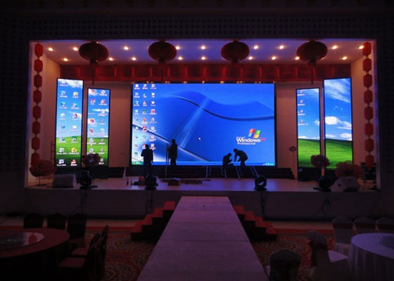 Goede prijs Indoor Ultra-Clear Small Pitch P1.667 LED Billboard 3840HZ Vernieuwingssnelheid SMD 1010 DC 5V online