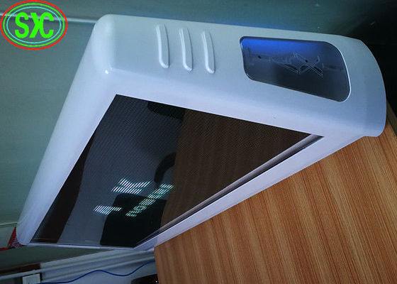 2.5mm Pitch Size Car LED Sign Display 96*32 Cm DC 5V Spanning en aanpasbare inhoud voor gerichte reclame