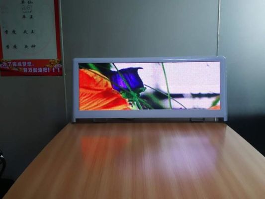 Outdoor auto LED-tekenplaat 96 * 32 Cm Display functie voor effectieve reclame