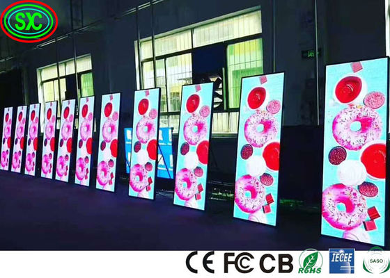 Goede prijs Outdoor Indoor P2 P2.5 P3 LED-posterweergave Move Smart Digital Video Advertising-scherm online