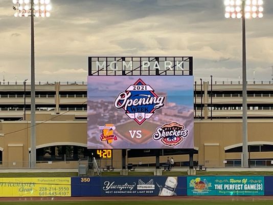 Leveranciers die Commerciële Reclame Hd P10 960x960mm hangen het Openlucht Geleide van het de Voetbalgebied van de het Schermvertoning de vertoningsscherm