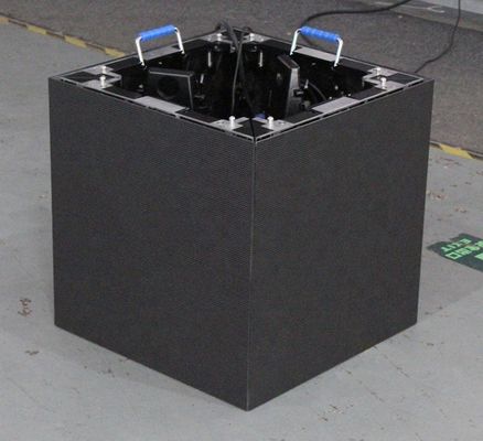 Goede prijs Indoor Outdoor 6 Sides Smd3535 2000nits Cube LED Video Wall P3.91mm Voor DJ Stage online