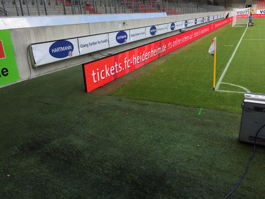 de openlucht zachte module van p10 met 960x960mm Waterdichte 7000cd Sportenperimeter leidde waterdichte Vertoning, 1920hz, goede kwaliteit