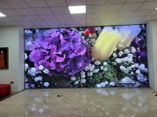 Voorkant onderhoud Design Indoor Full Color LED Display P3.9 voor weergave en eenvoudig onderhoud